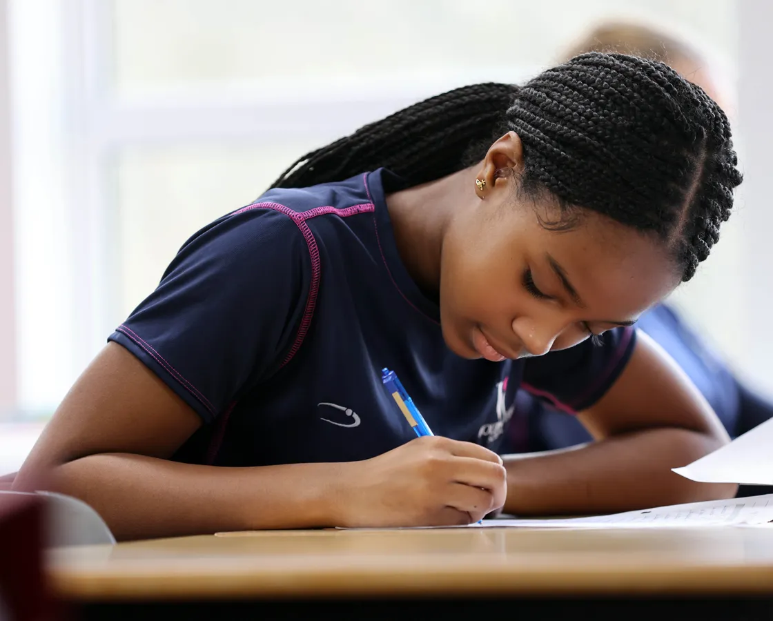 External competitions, courses and scholarships