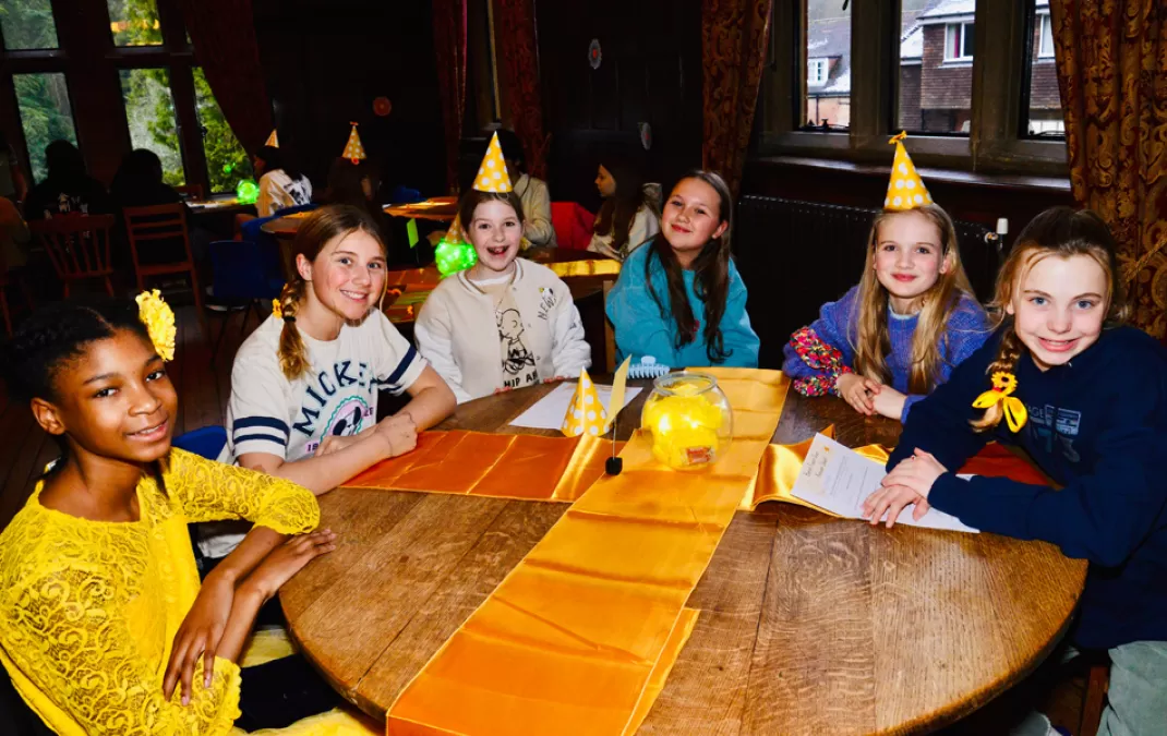 Floral fun as Barat celebrates House patron and the past year