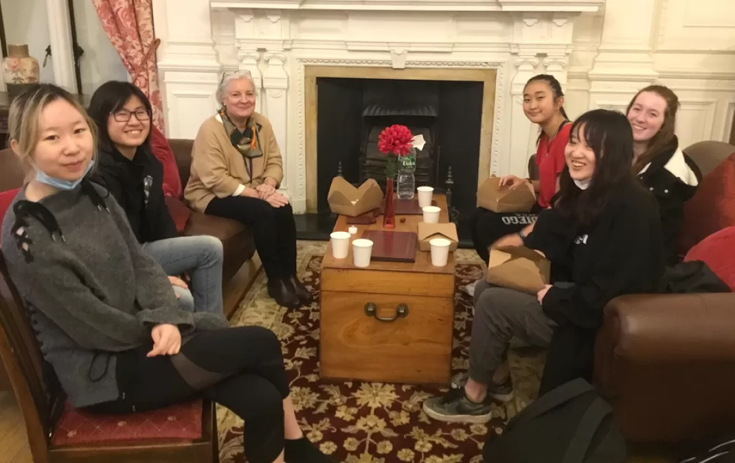 Duchesne House fundraises and feasts