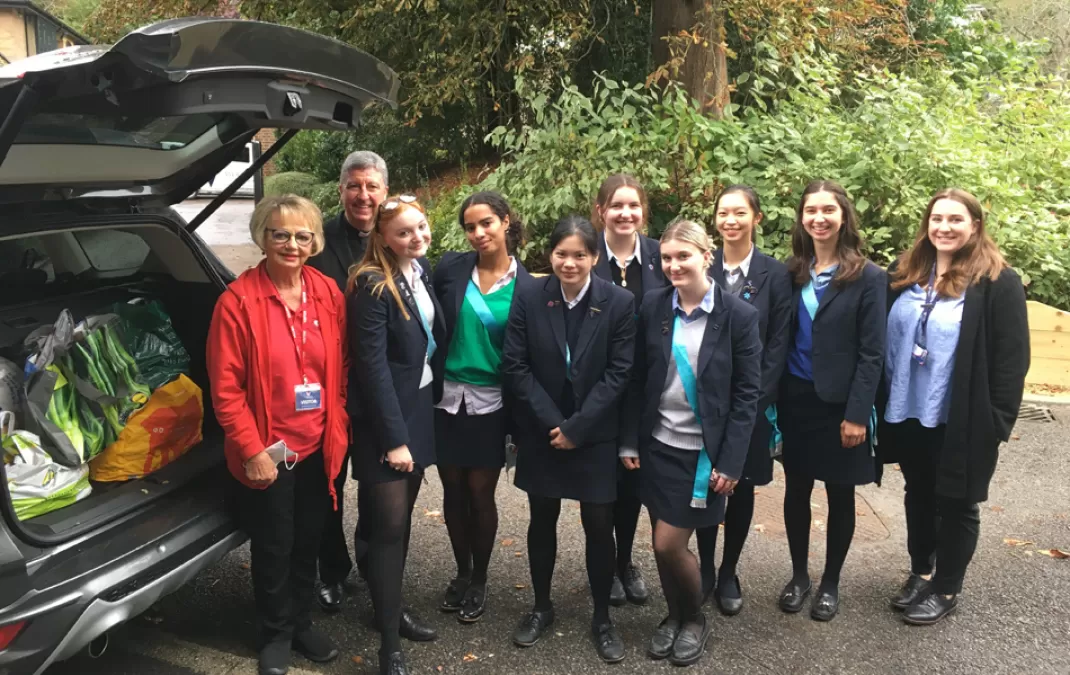 Purley Food Bank thanks students for Harvest Festival donations