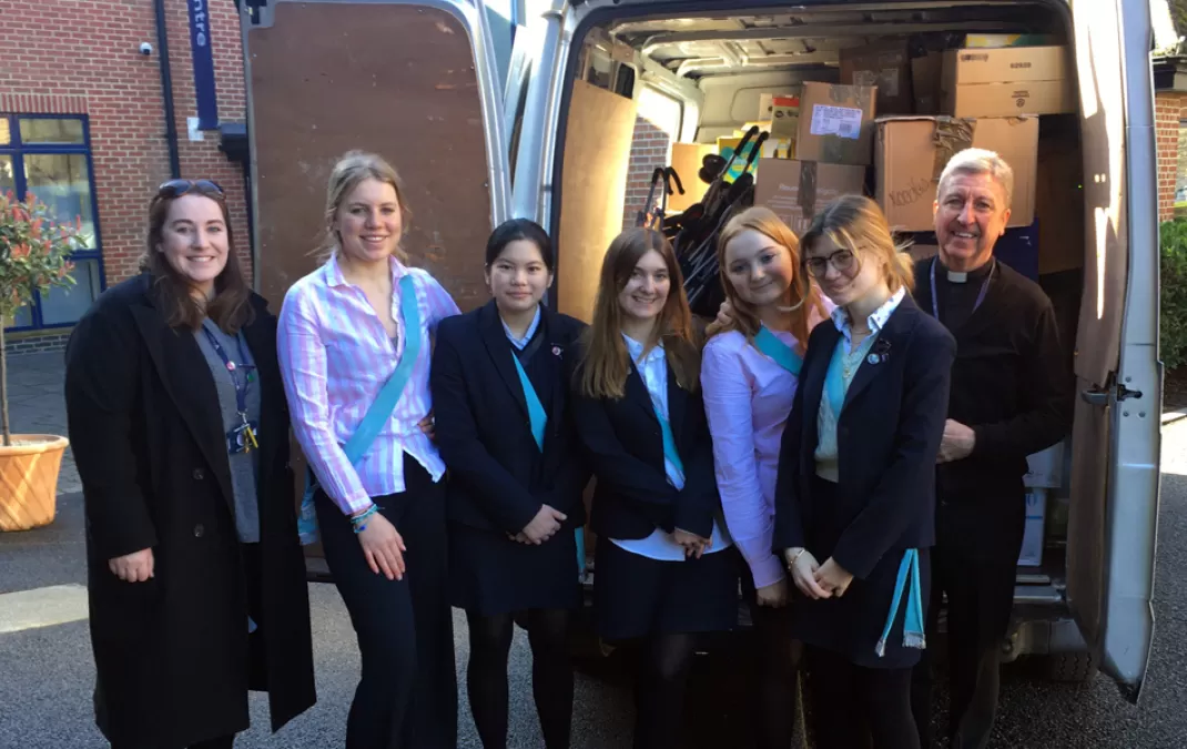 Woldingham community acts swiftly to support Ukraine humanitarian appeal