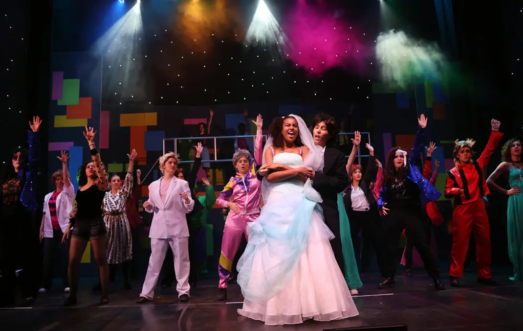 'The Wedding Singer' was a wonderful marriage of song, dance and comedy