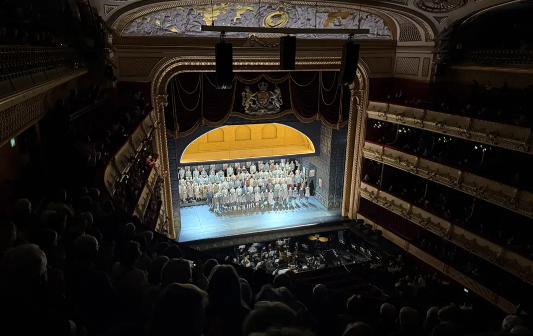 Woldingham singers perform with world-class professionals at London&rsquo;s Royal Opera House