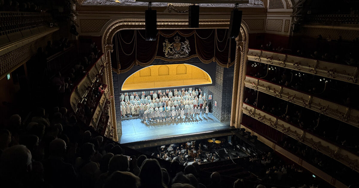 Woldingham singers perform with world-class professionals at London’s ...