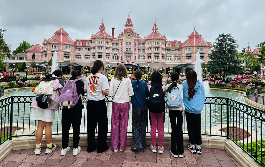 Boarders bowled over by trip to Paris and Disneyland