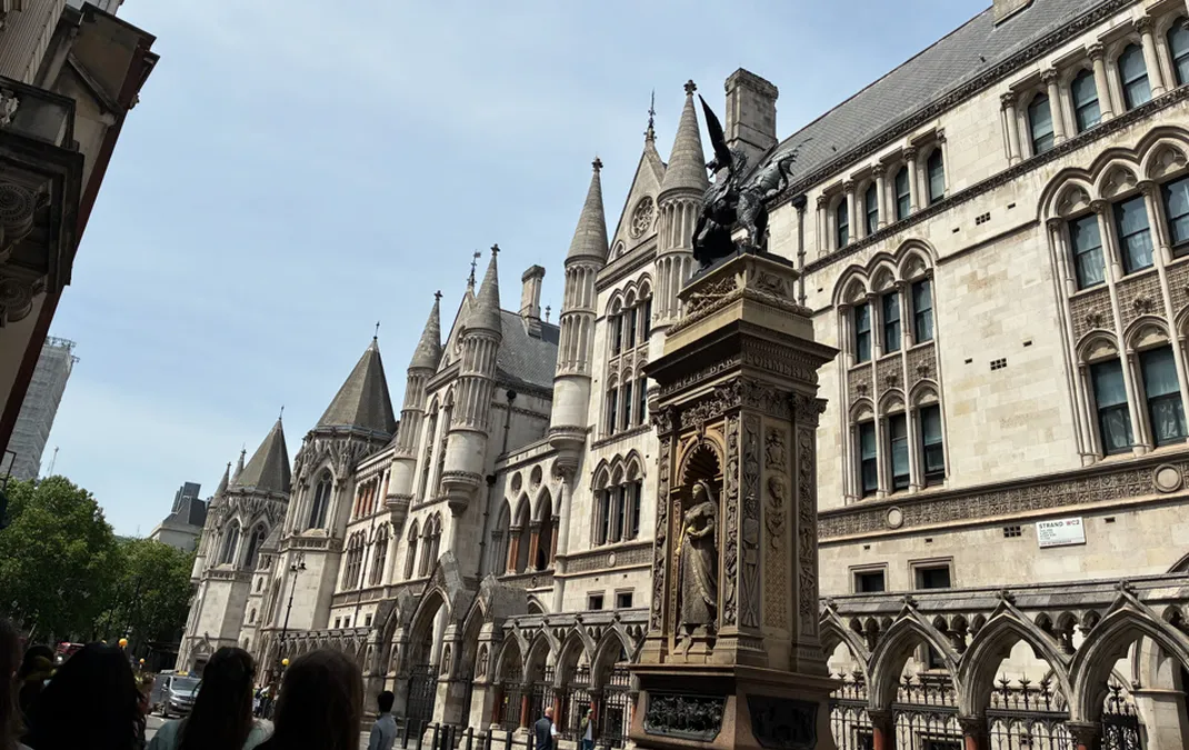 Royal Courts visit helps A Level Sociology students think critically about the administration of justice